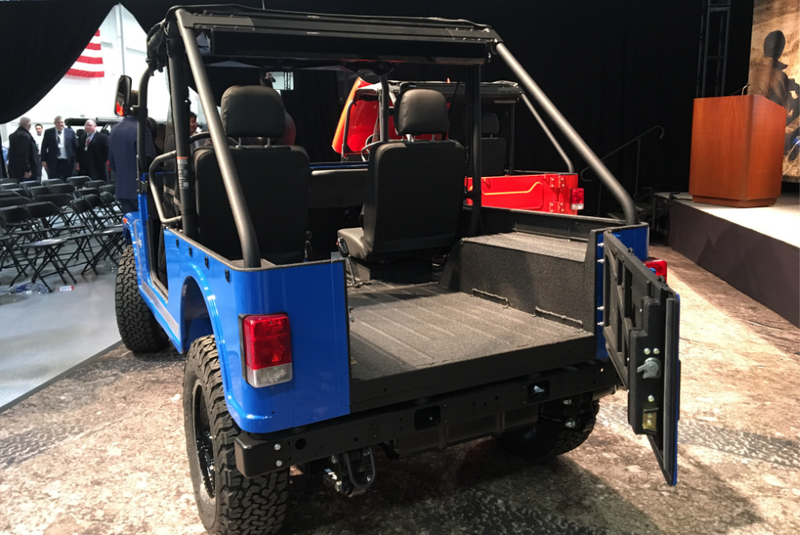 Illustration for article titled The Mahindra Roxor Is A Tiny Offroad Jeep That You Can Totally Buy In America